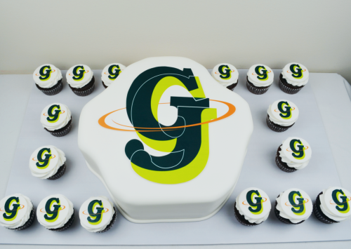 Logo - CC396Cakes with company logo